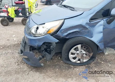 2016 Kia Rio Lx z USA, uszkodzony, nr VIN KNADM4A30G6688978